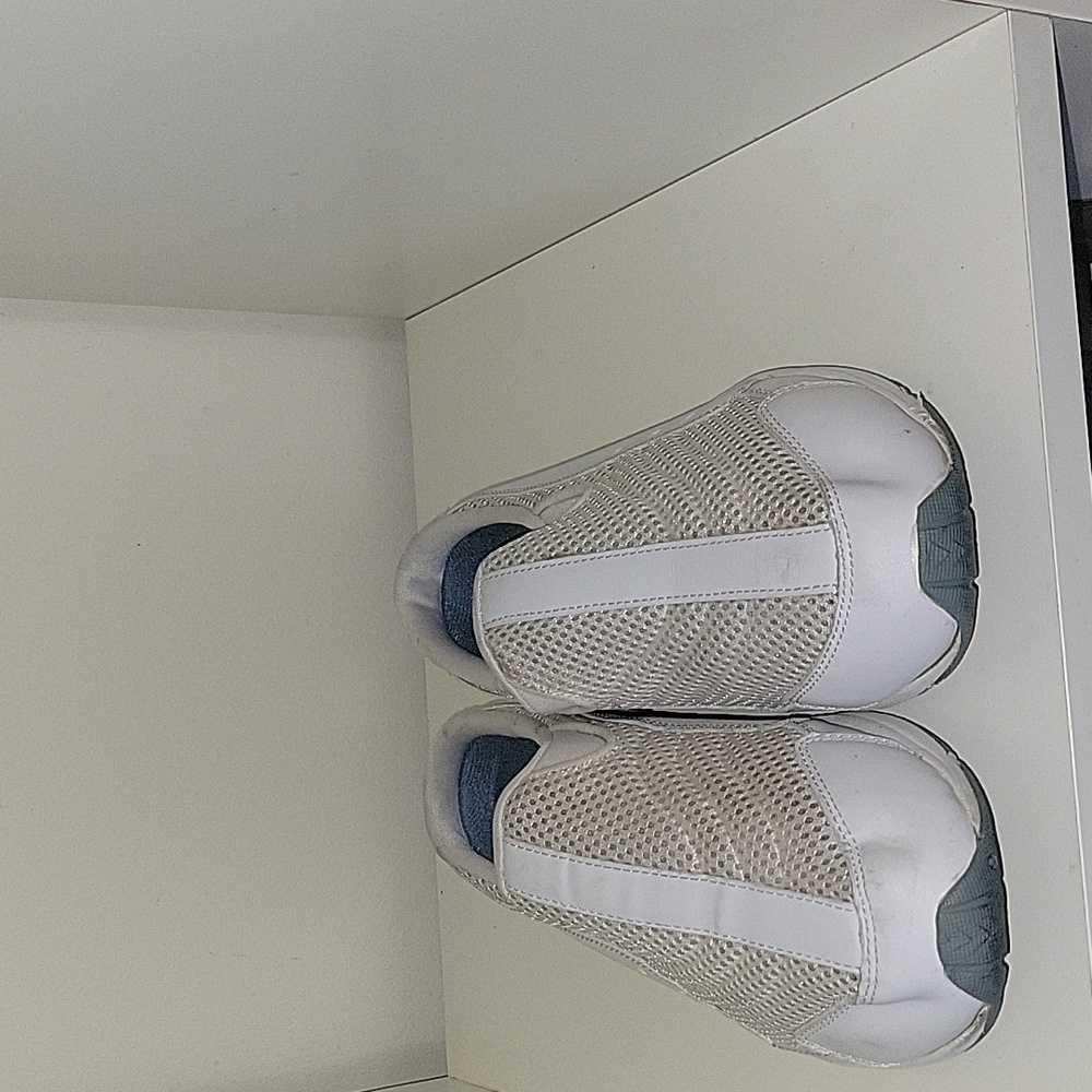 Sneaker - Picture 5 of 5